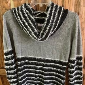 Great detailed tunic styled sweater